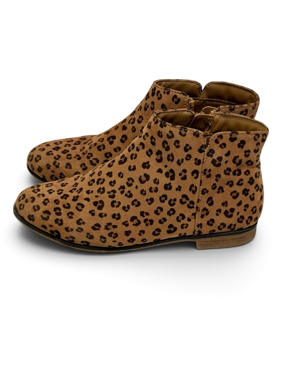 Girl’s Cat & Jack Leopard Ankle Boots Size 4